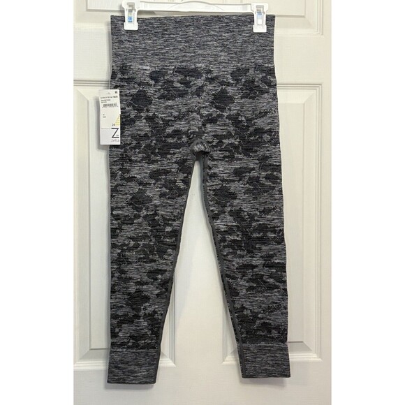 NWT Z BY ZELLA Leggings Yoga Pants Black Gray Ankle Compression Medium - Picture 1 of 6